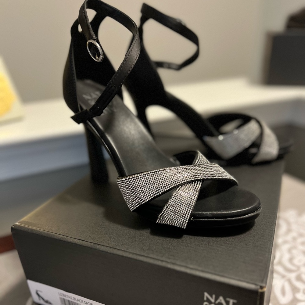 Women's Naturalizer Lizbeth 2 Black Satin and Rhinestone